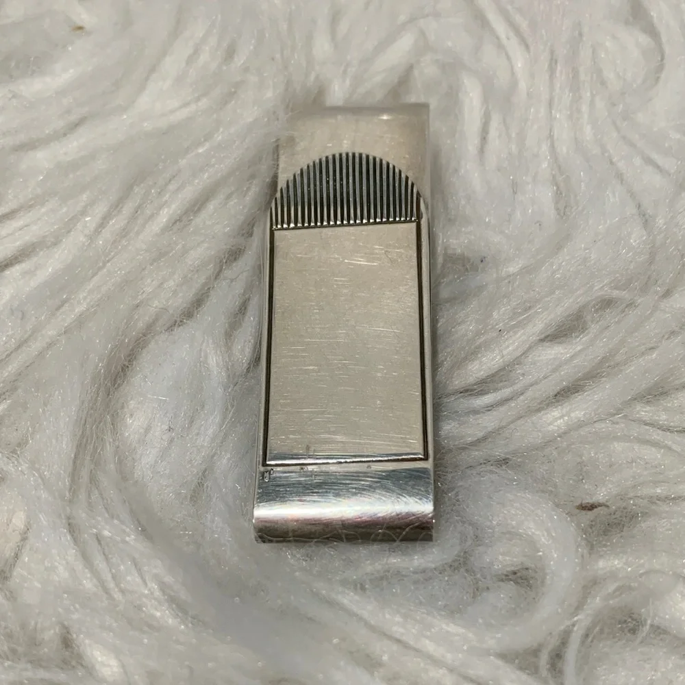 Stylish Silvertone Money Clip Black Accent with 4 Horses